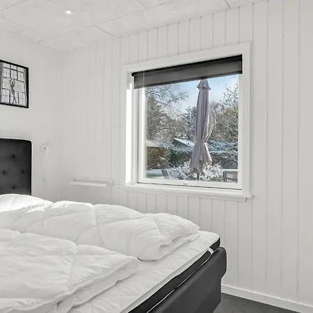 Dom wakacyjny 3 Bedroom Amazing In *