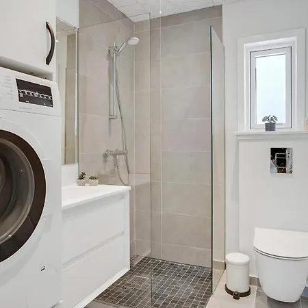 3 Bedroom Amazing In Casa vacanze